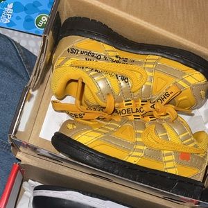 off white and Nike dunk